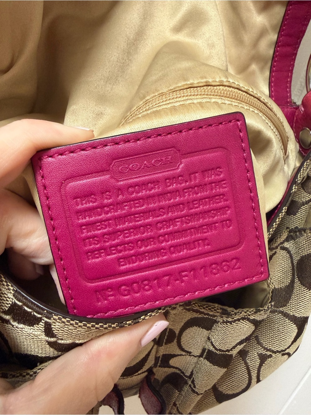 Vintage Y2K Coach Soho Pink Signature Shoulder Bag F1… - Gem